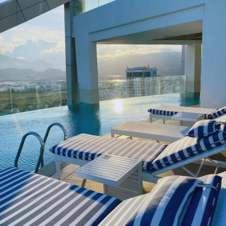 Panorama Nha Trang Central Condotel Exterior photo